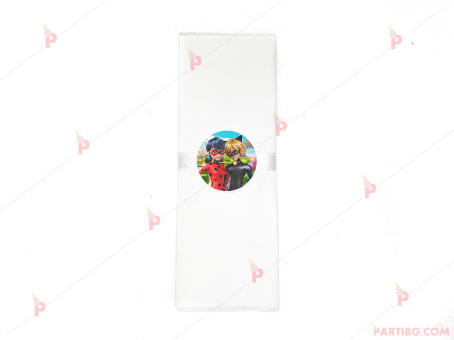 Салфетка едноцветна в бяло и тематичен декор Калинката и Черния котарак | PARTIBG.COM