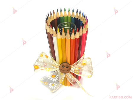 Вазичка с декор моливи