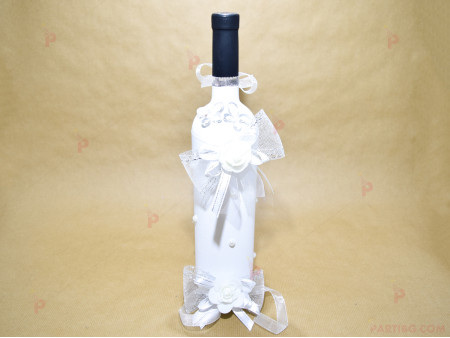 Ритуално вино в бяло