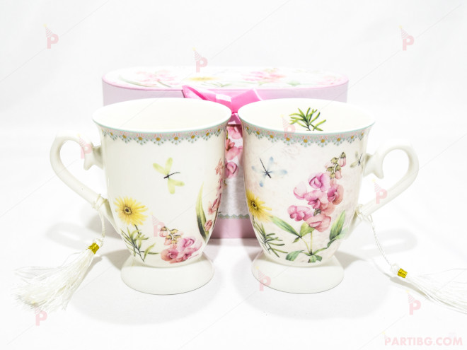Две чаши с декор цветя в подаръчна кутия | PARTIBG.COM