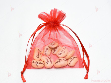 Бобчета с надпис "Обичам те" на 10 езика в червена органзена торбичка 