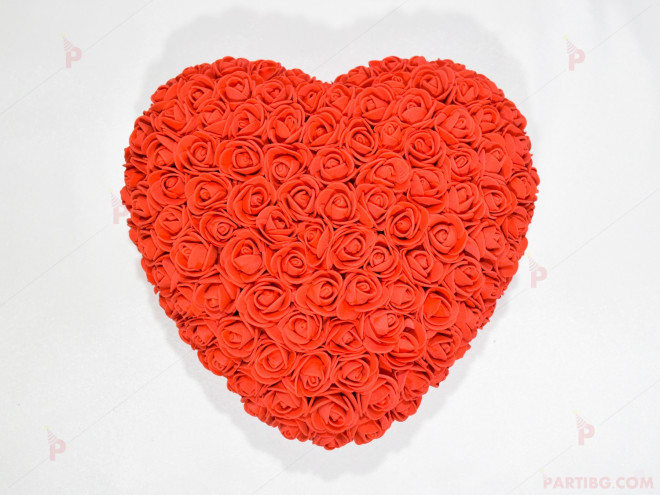 Сърце от червени рози | PARTIBG.COM