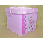 Подаръчна кутия в розово It's a girl