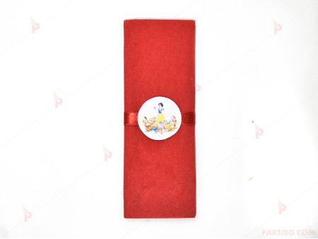 Салфетка едноцветна в червено и тематичен декор Снежанка и седемте джуджета