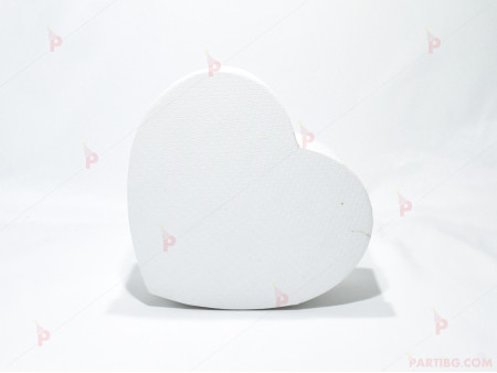 Кутия за подарък - сърце в бяло 3