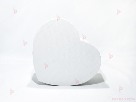 Кутия за подарък - сърце в бяло 4