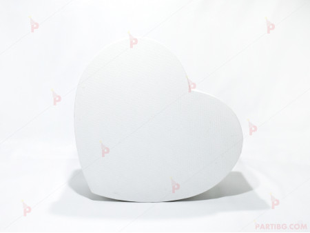 Кутия за подарък - сърце в бяло 6
