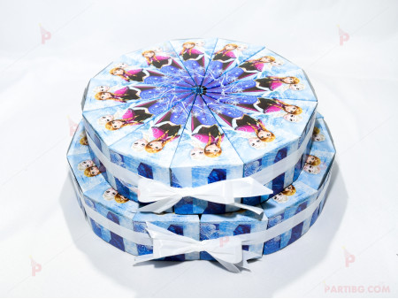 Картонена торта Леденото кралство - 28 парчета